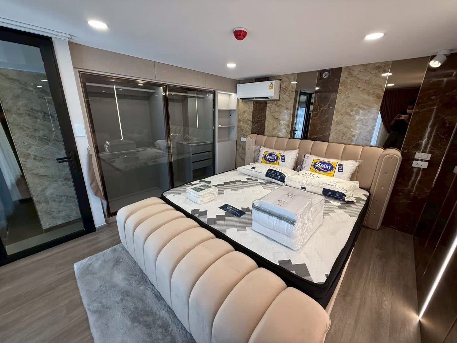 So Origin Kaset Interchange